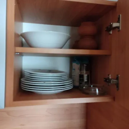 Apartment Grahams Spacious 2 Bed Apart For Rent At *